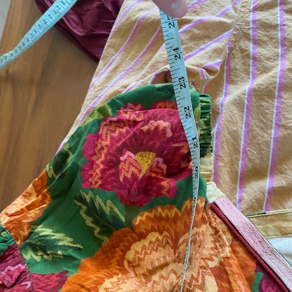 FARM Rio Puff Ruffle Sleeve Wrap Top in Floral NWT size small - Picture 13 of 16